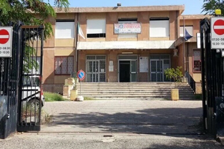Scuola Corigliano