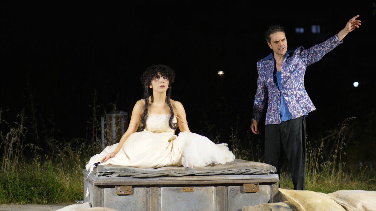 Antigone 4