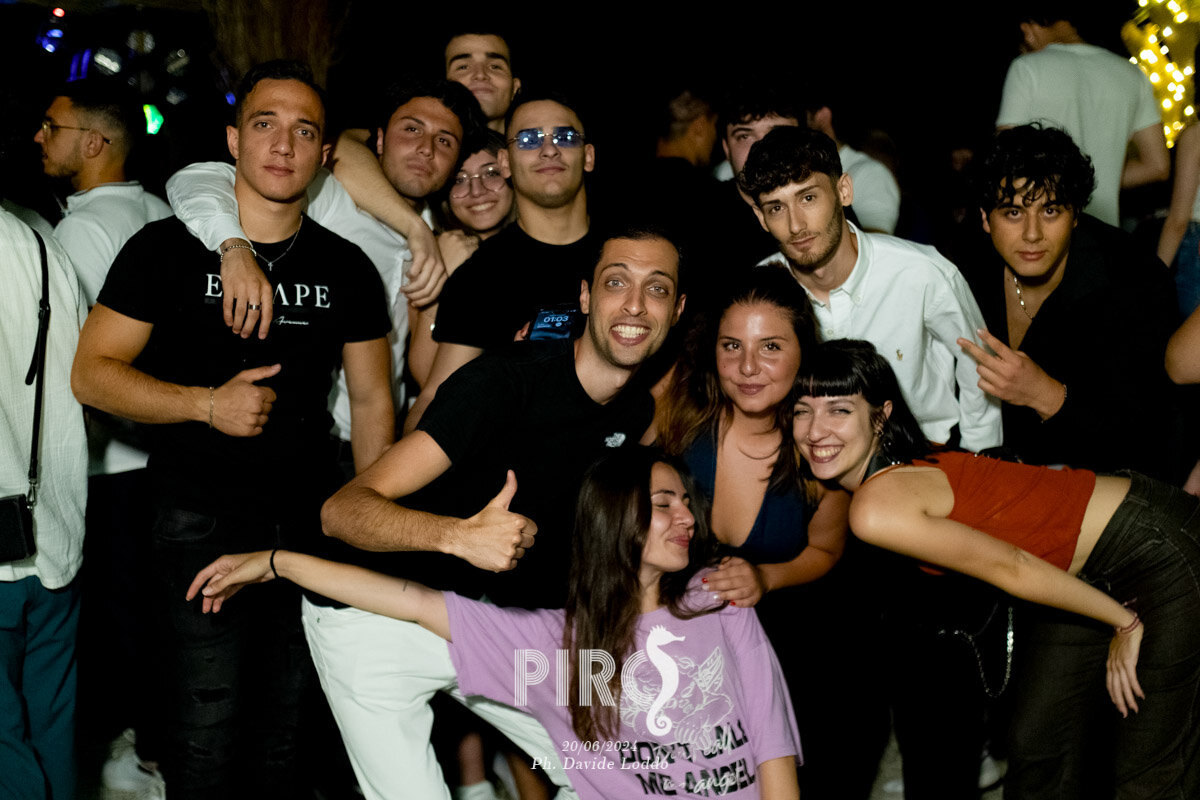 PiroPiro University 208