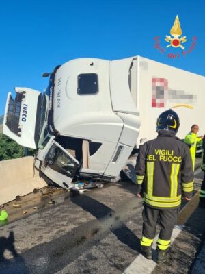 Incidente A2 Vigili Del Fuoco 3