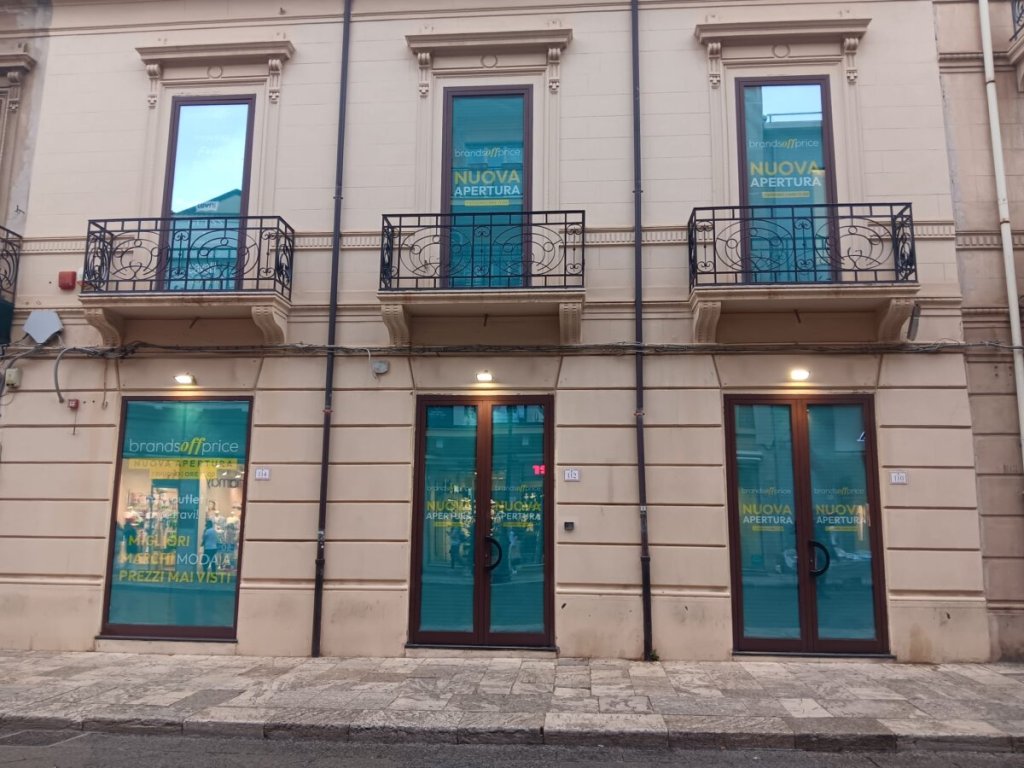 Nuova Apertura Brand Off Price