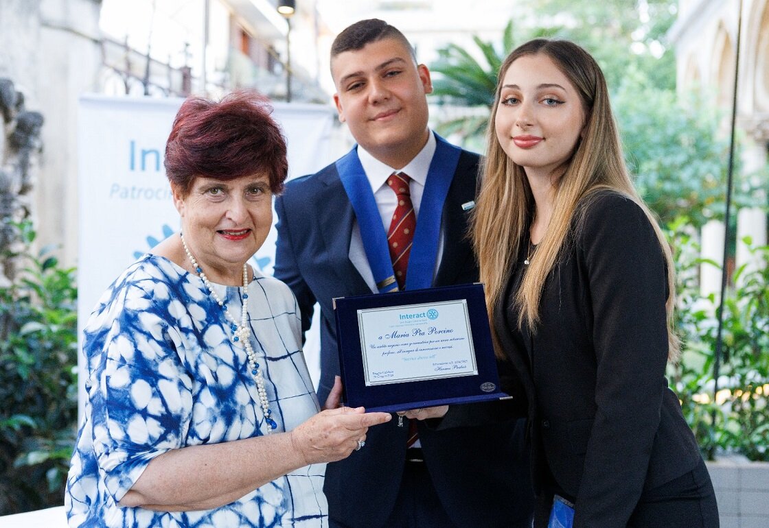 Presidente Interact E Presidente Giovani