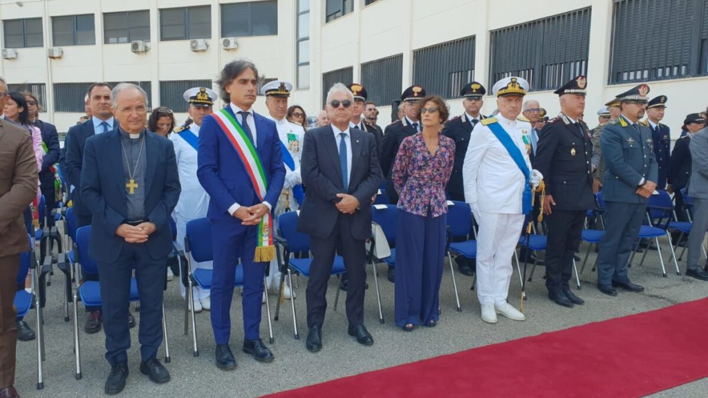 Capitaneria Di Porto (2)