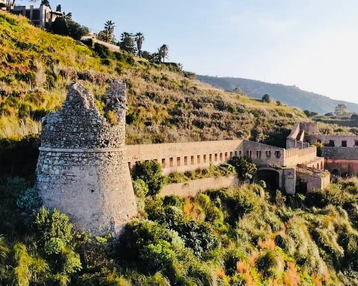 Torre Cavallo Villa San Giovanni