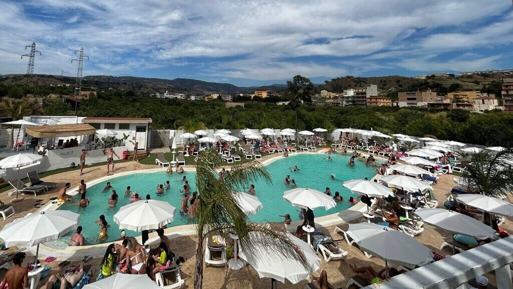 Nuez Reggio Calabria