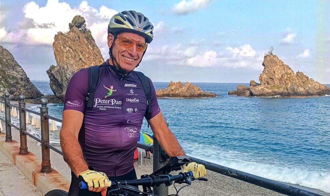 Giro intorno alla Calabria in bici per AIRC
