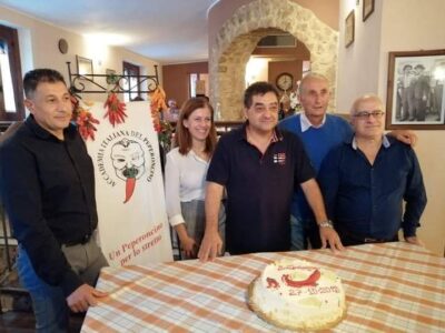 I Componenti Consiglio Direttivo Un Peperoncino Per Lo Stretto (1)
