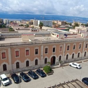 Reggio, protesta nel carcere di San Pietro: rumori e proteste dalle celle. Cosa succede