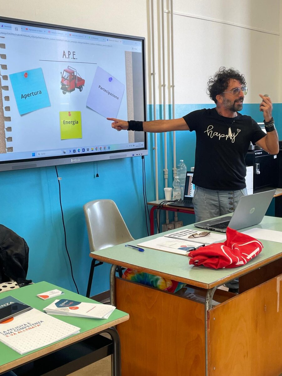 Happiness School Io Cambio Rotta 1