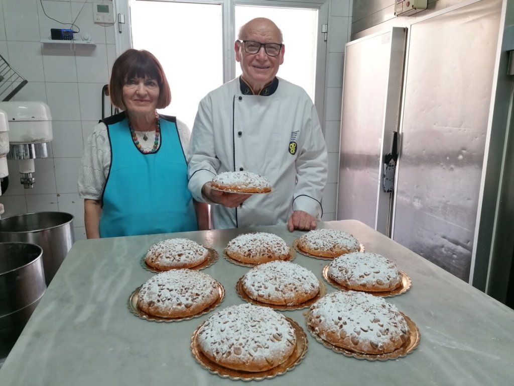 Maestro Lo Giudice E La Moglie Angela