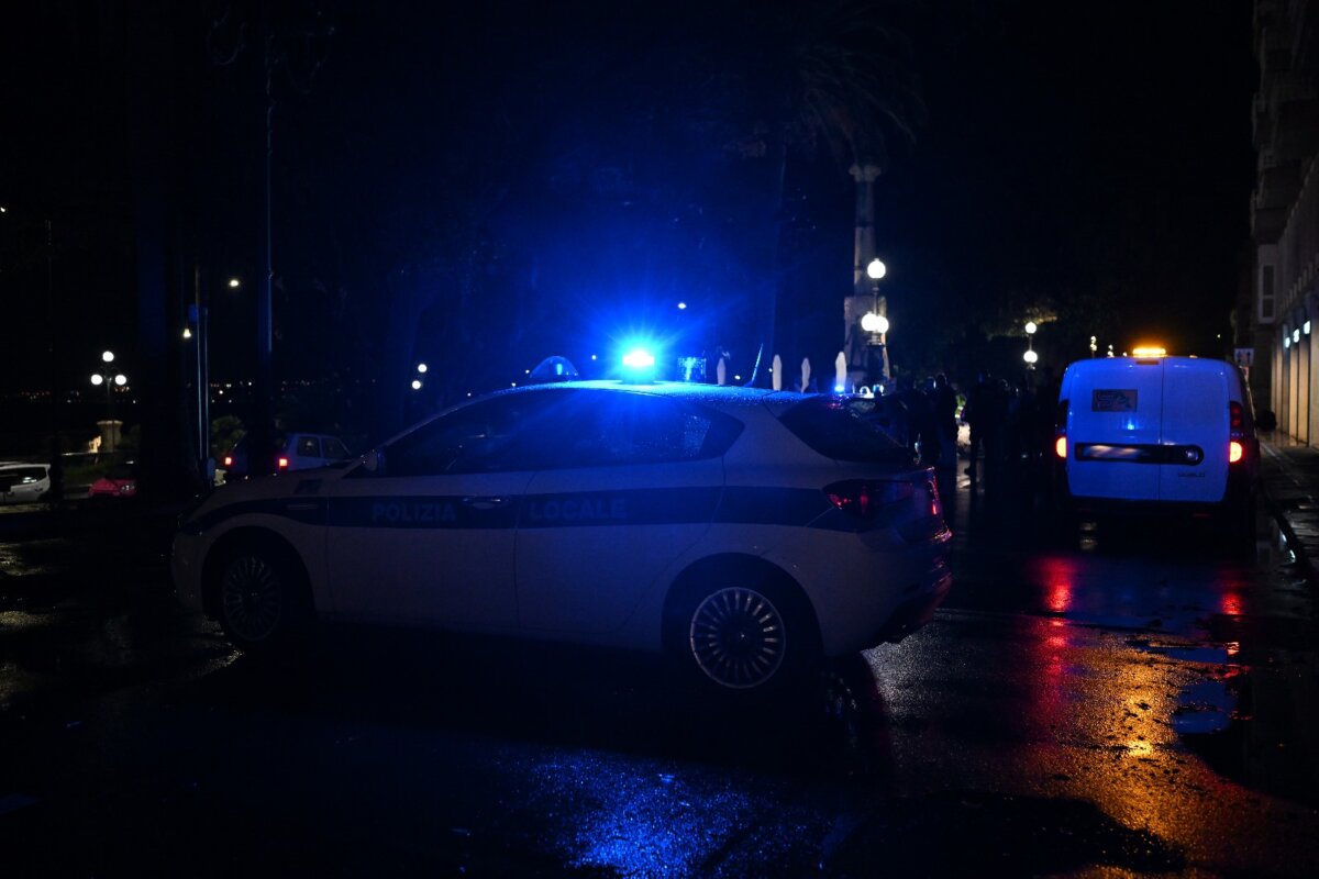 Polizia Locale Via Marina (2)