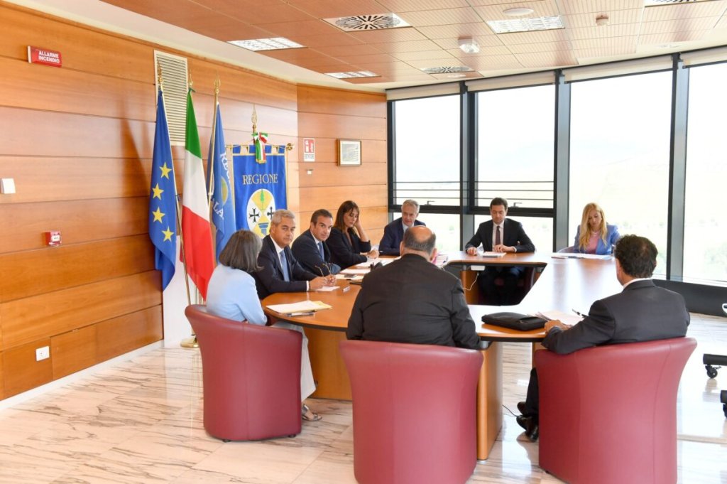 Riunione Giunta Regionale Occhiuto