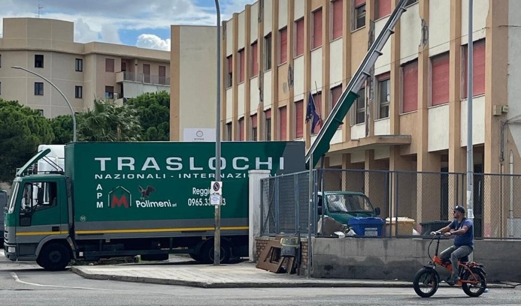 Scuole Traslochi Arredi