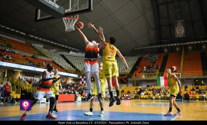 Viola Redel vs Barcellona ()