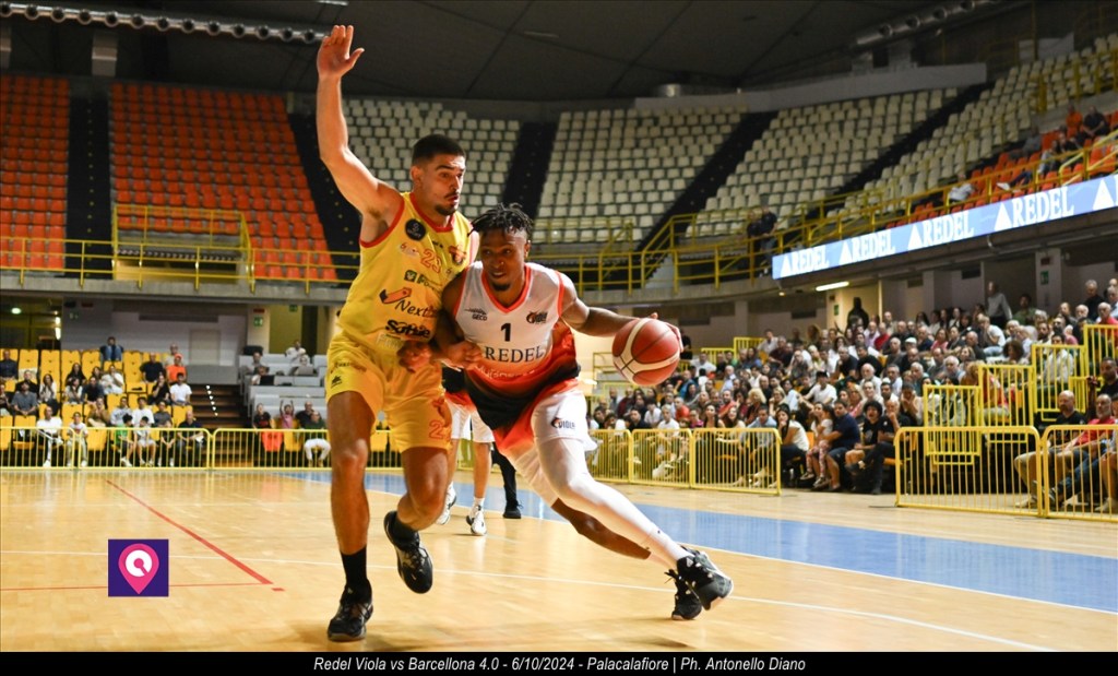 Viola Redel vs Barcellona ()