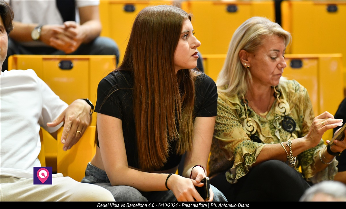 Viola Redel vs Barcellona ()