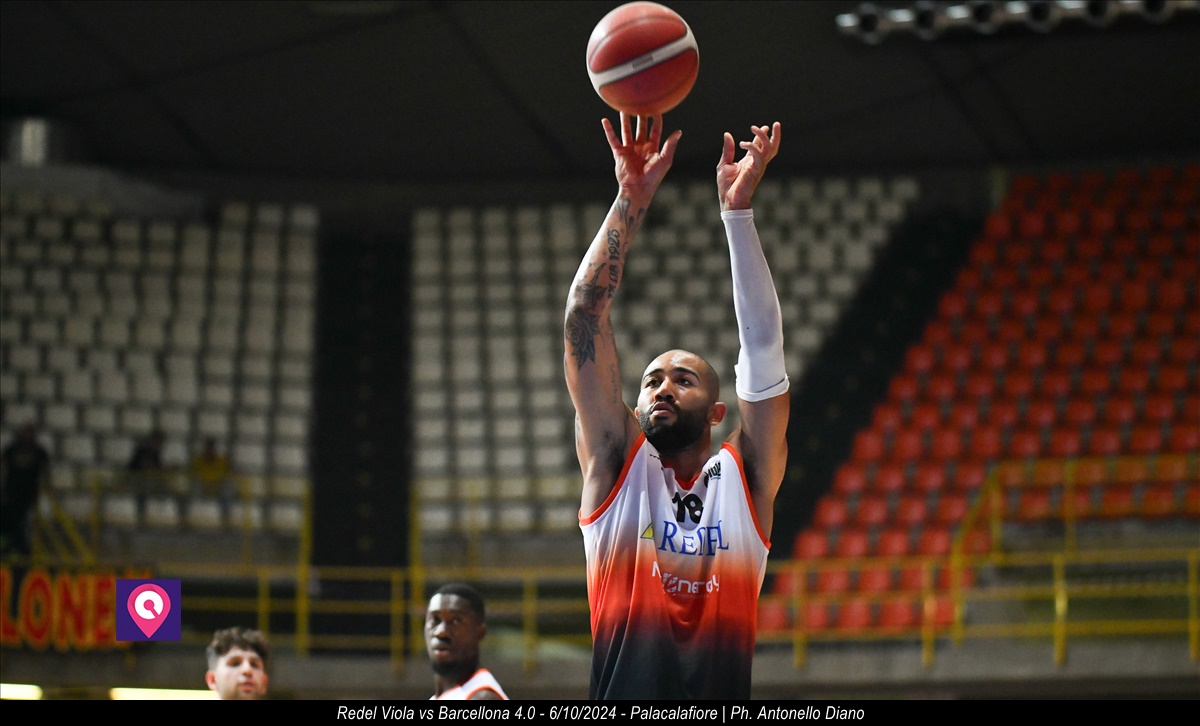 Viola Redel vs Barcellona ()