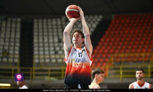 Viola Redel vs Barcellona ()