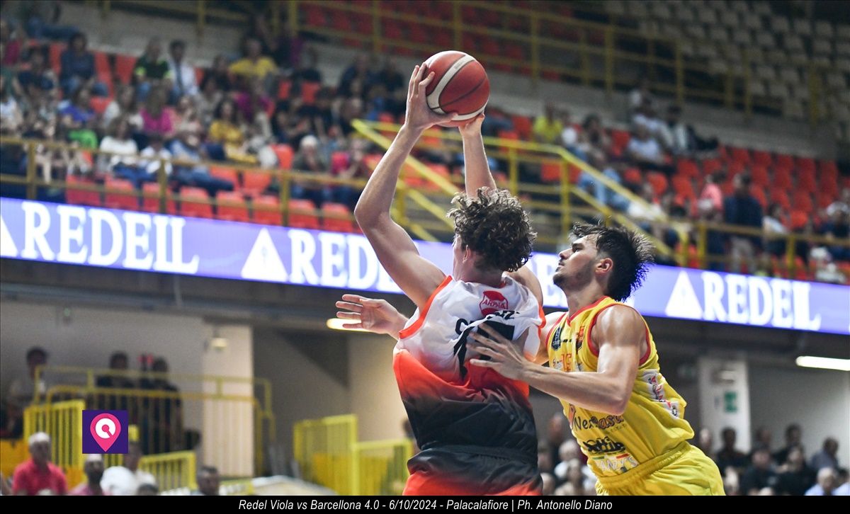 Viola Redel vs Barcellona ()