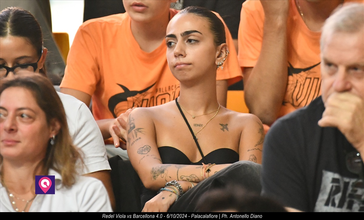 Viola Redel vs Barcellona ()