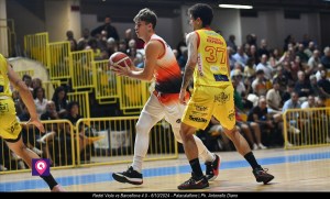 Viola Redel vs Barcellona ()