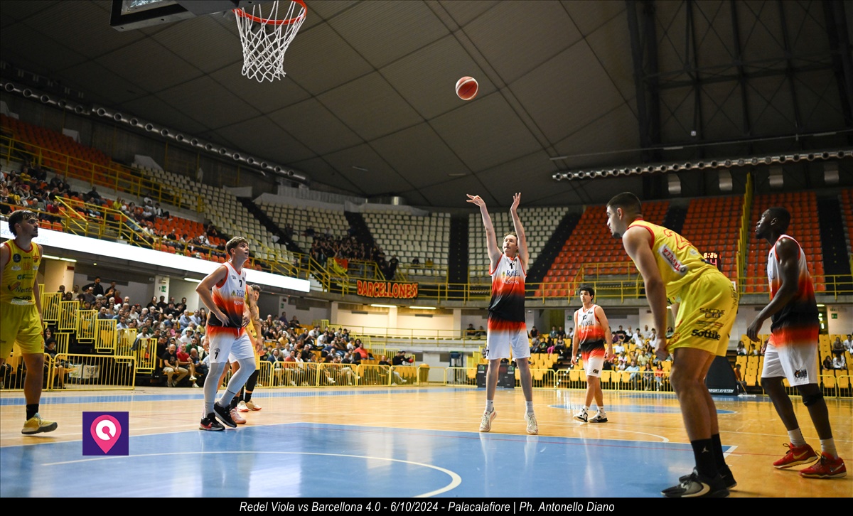 Viola Redel vs Barcellona ()