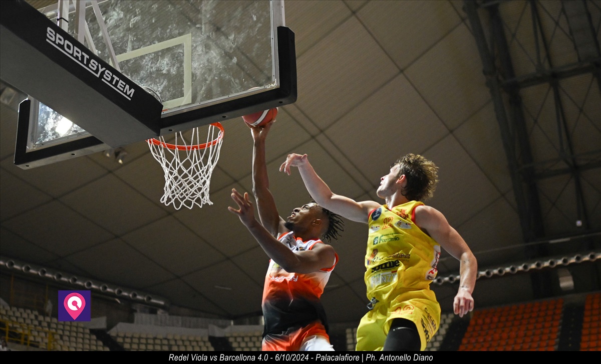 Viola Redel vs Barcellona ()