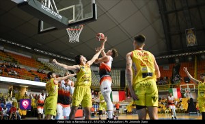 Viola Redel vs Barcellona ()