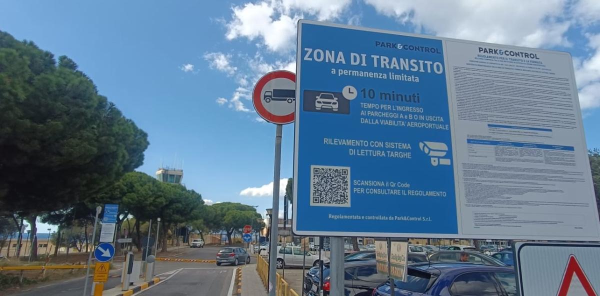 Parcheggio a pagamento all’aeroporto di Reggio: l’VI Commissione contro la sosta gratuita per soli 10 minuti
