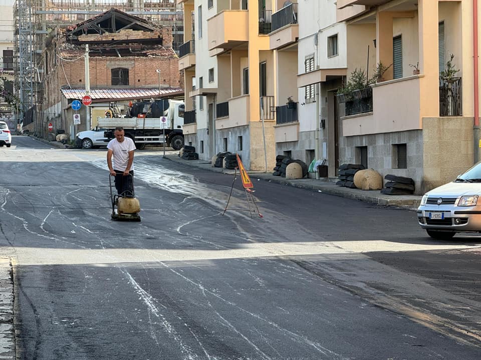 lavori strada facendo ()