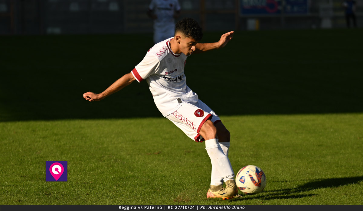 reggina Provazza cross