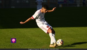 reggina Provazza cross