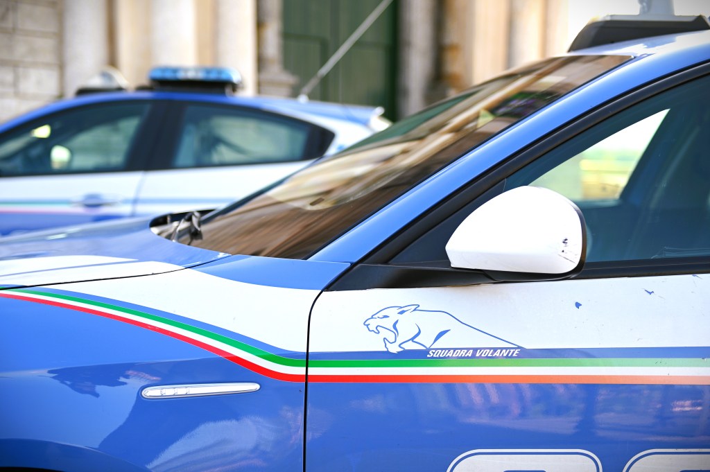 Prodotti alimentari scaduti e privi di tracciabilità: sequestro da 250kg in un esercizio di Taurianova