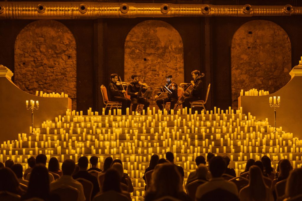 candelight ()