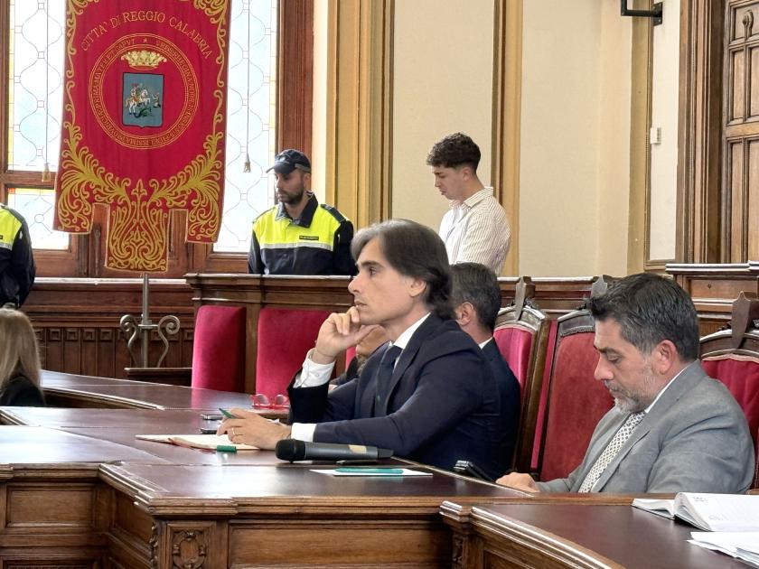 Reggio, nuova seduta del Consiglio comunale: 15 punti all’ordine del giorno