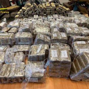 Cocaina e marijuana dalla Locride all’Europa: 4 arresti, movimentati oltre 1,6 mln