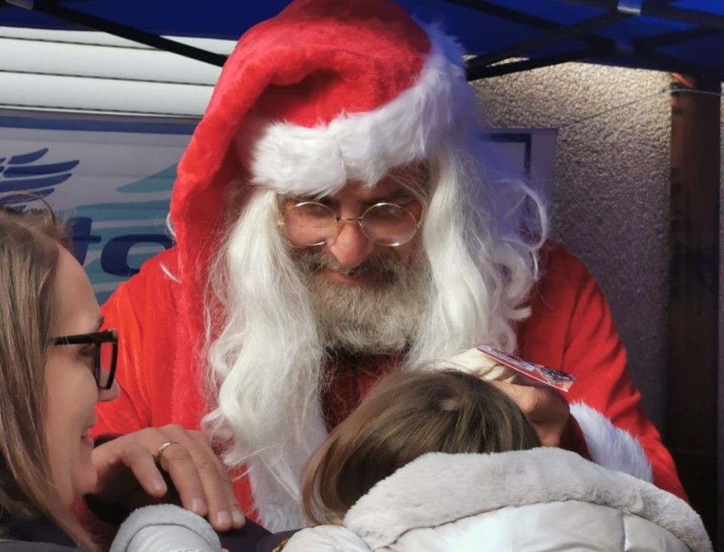 Reggio, Babbo Natale in moto: la magia della solidarietà per i piccoli pazienti del reparto oncologico