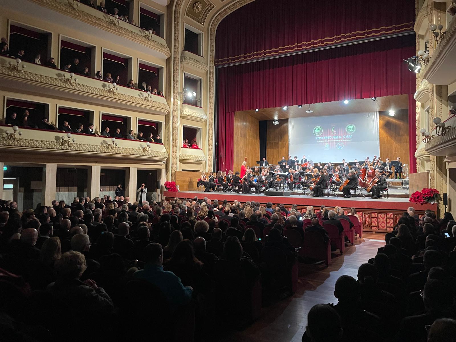concerto fine anno gom ()