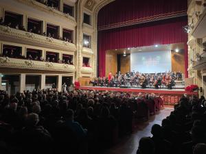 concerto fine anno gom ()
