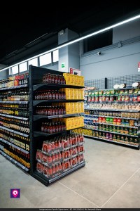 famila superstore ()