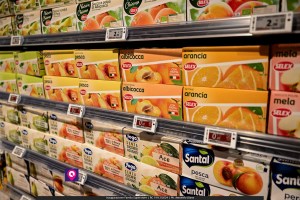 famila superstore ()