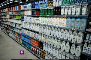 famila superstore ()