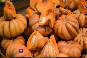 famila superstore ()