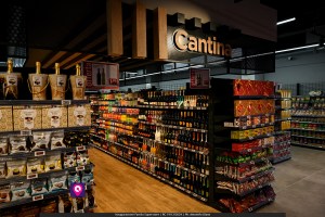 famila superstore ()