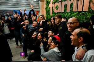 famila superstore ()