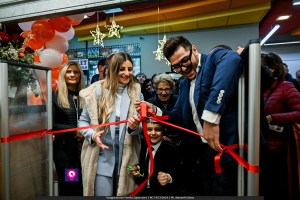 famila superstore ()