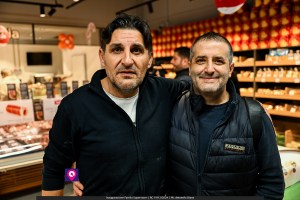 famila superstore ()