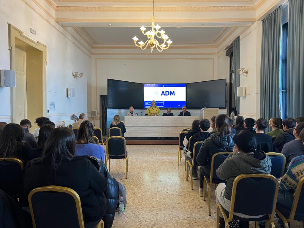 orientamento adm studenti piria ()