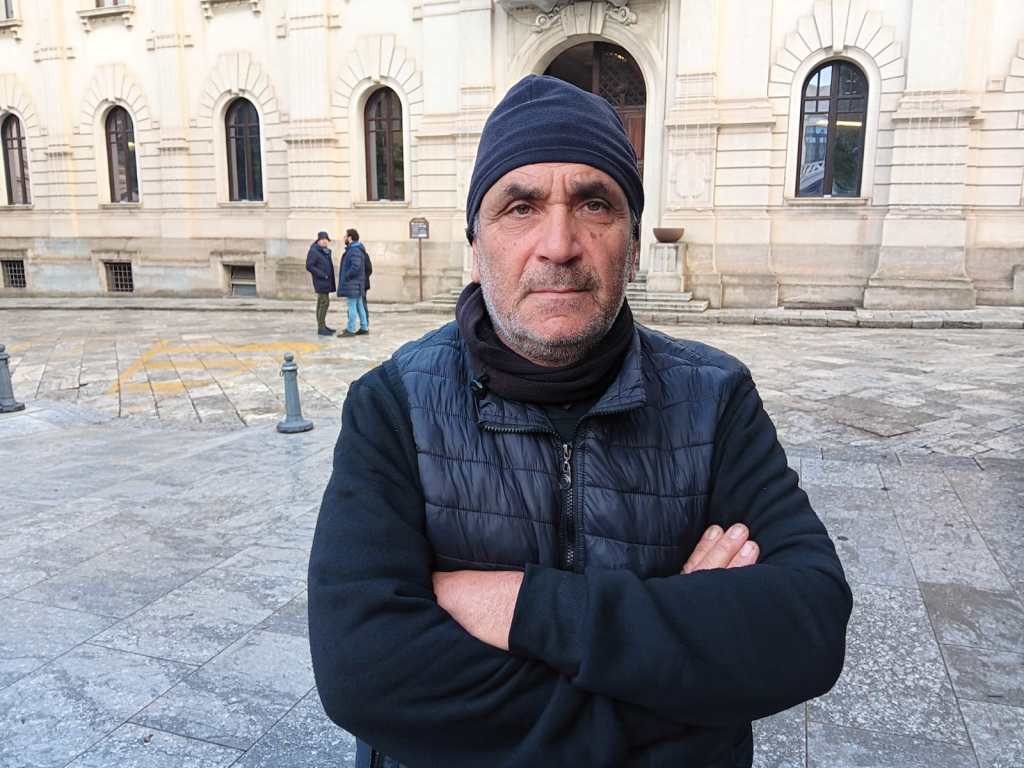 protesta piazza popolo rc vazzana