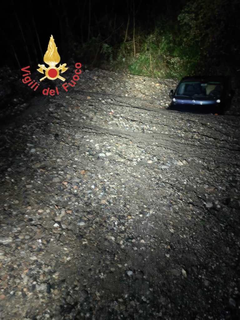 Maltempo calabria interventi vigili fuoco ()